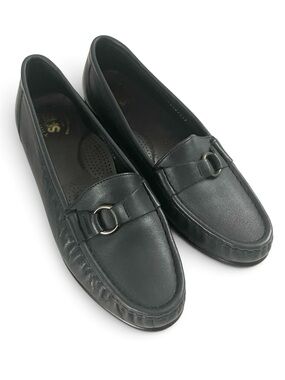 SAS Jewel Comfort Slip On Moc Toe Loafer with Bit Detail Navy Blue Size 8